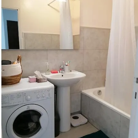 Beau 2P Spacieux Proche Plage Et Toutes Commodites Lägenhet